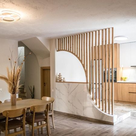 Niriides Luxury Villas Chersonissos Buitenkant foto