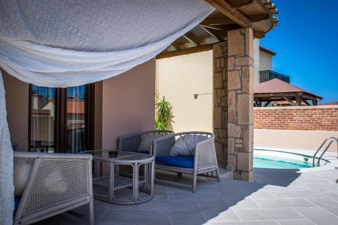 Niriides Luxury Villas Chersonissos Buitenkant foto