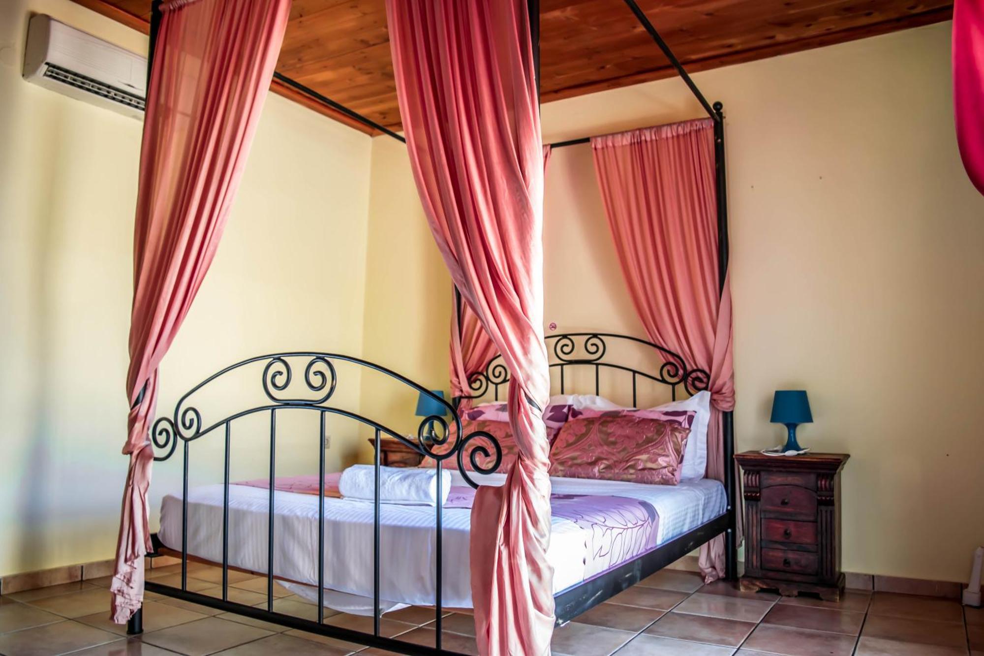 Niriides Luxury Villas Chersonissos Buitenkant foto