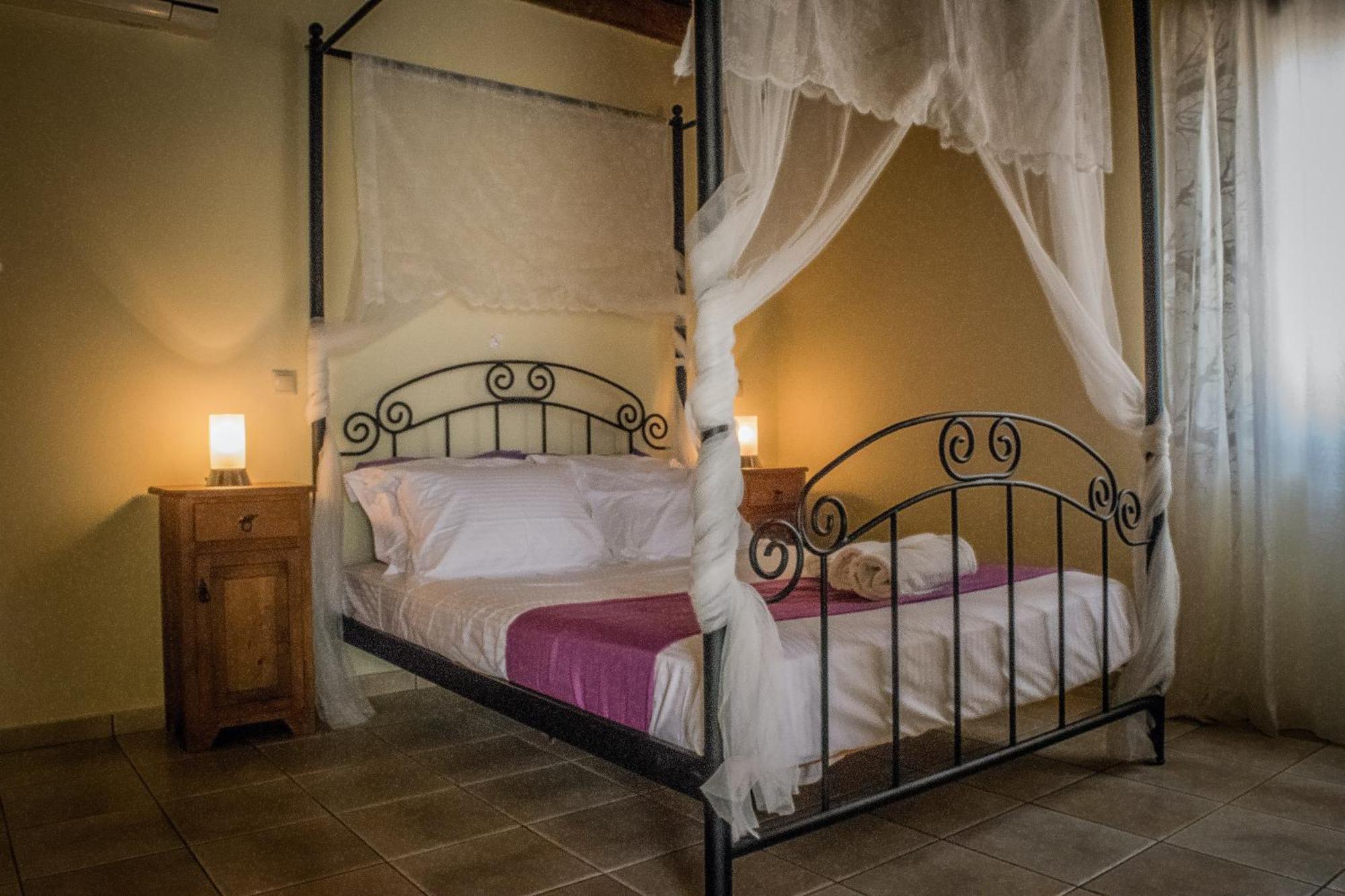 Niriides Luxury Villas Chersonissos Buitenkant foto